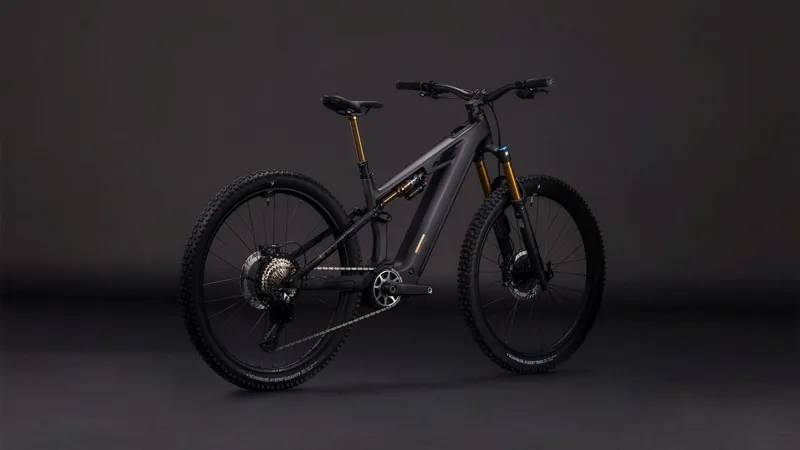 Cube Stereo Hybrid ONE44 HPC AT 800Wh Electric Full Suspension Mountain Bike in Carbon and Gold-6