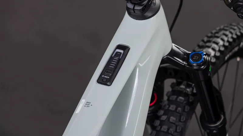 Cube AMS Hybrid ONE44 C:62 Race 400Wh Electric Full Suspension Mountain Bike in Reedbeige and Black-1