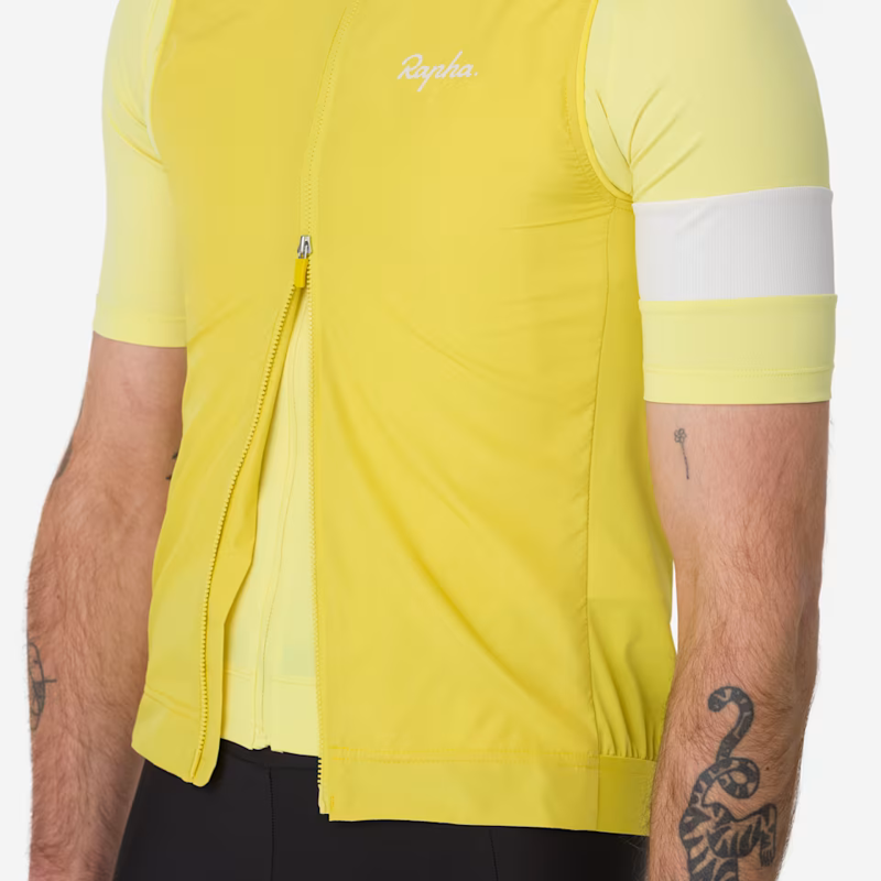 Rapha Men's Core Gilet in Pear and White-5
