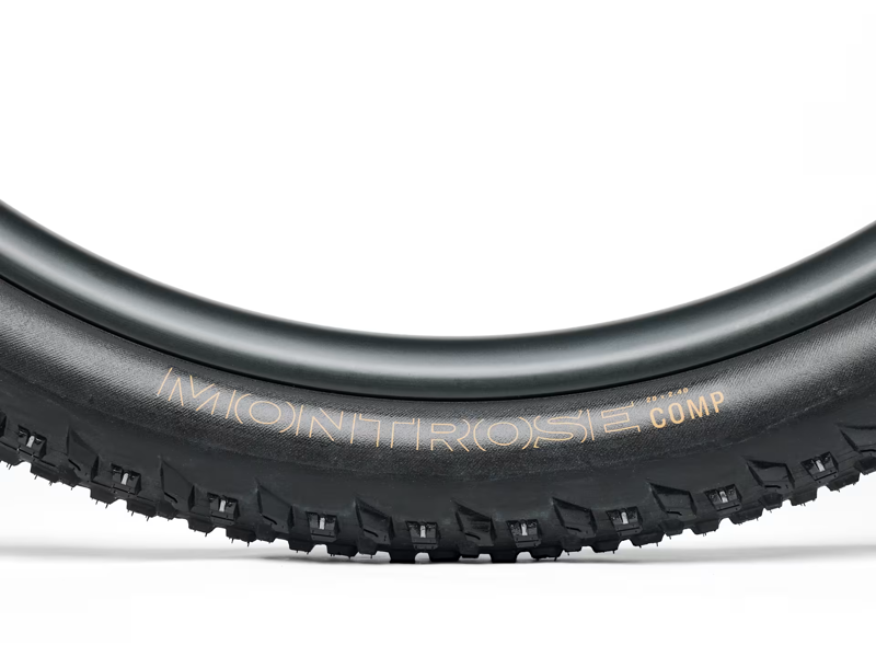 Bontrager Montrose Comp XR Mountain Bike Tyre - 26 x 2.35-2