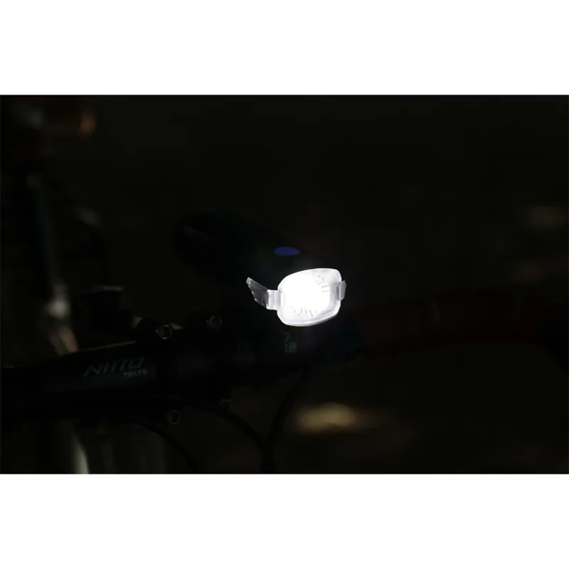 Cateye AMPP 1700 Front Bike Light-3