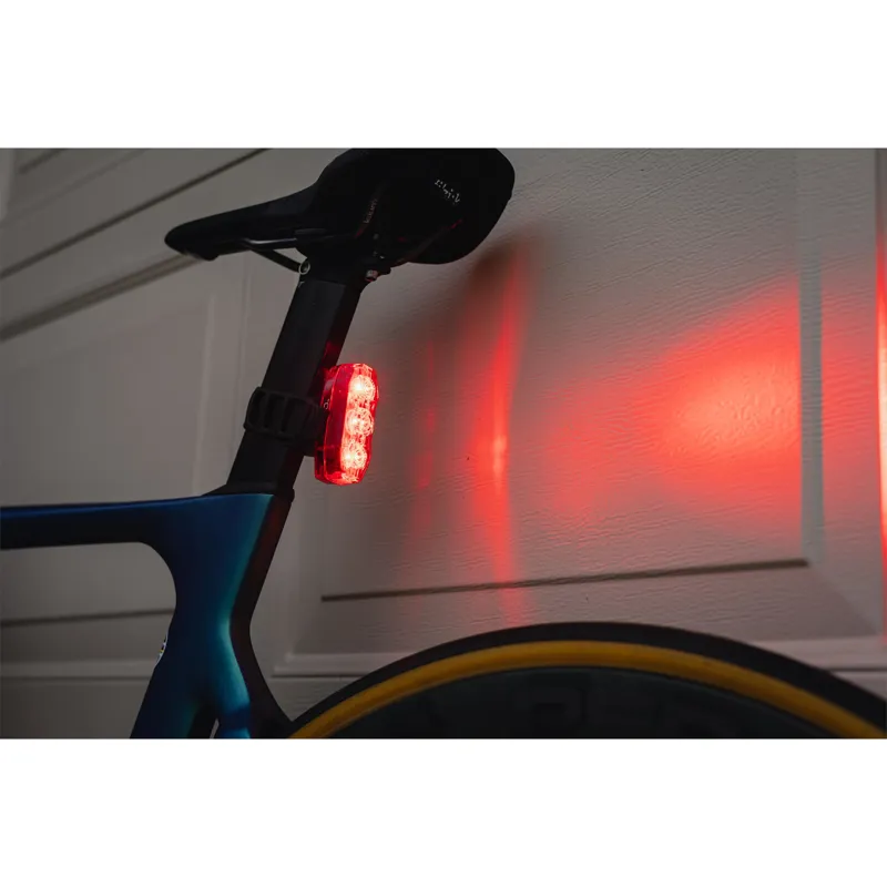 CatEye Viz 450 USB C Rechargeable Rear Bike Light-3