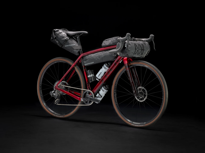 TREK Checkpoint SL 6 AXS Gravel Bike in Crimson and Carbon Red Smoke-11
