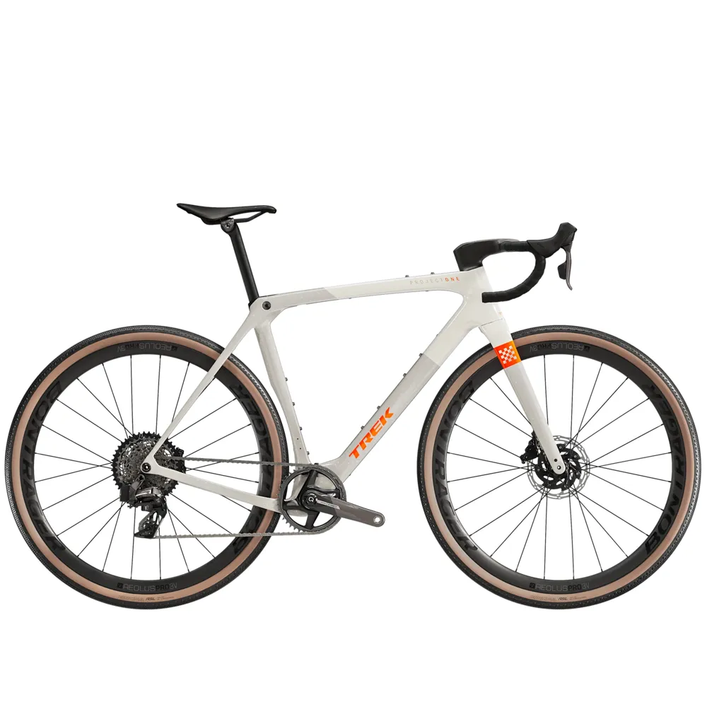 Team Cycles Trek TREK Checkmate SLR 7 AXS Gravel Bike in Era White and Buff Beige | Interest FREE Finance & Online Refund Policy.