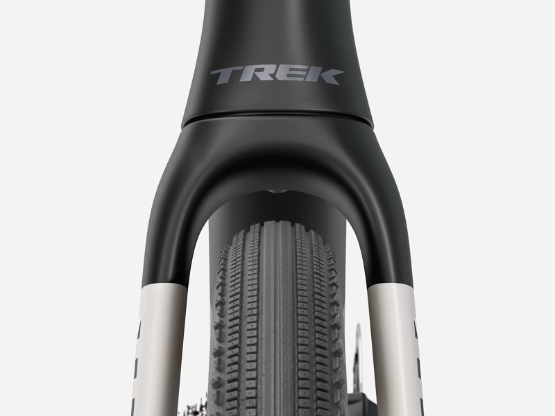 TREK Checkmate SLR 7 AXS Gravel Bike in Gloss Trek Black and Matte Carbon Smoke-3