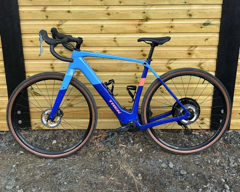 Ex Hire TREK Checkpoint+ SL5 360Wh Electric Gravel Bike in Fjord Blue and Cobalt Blue