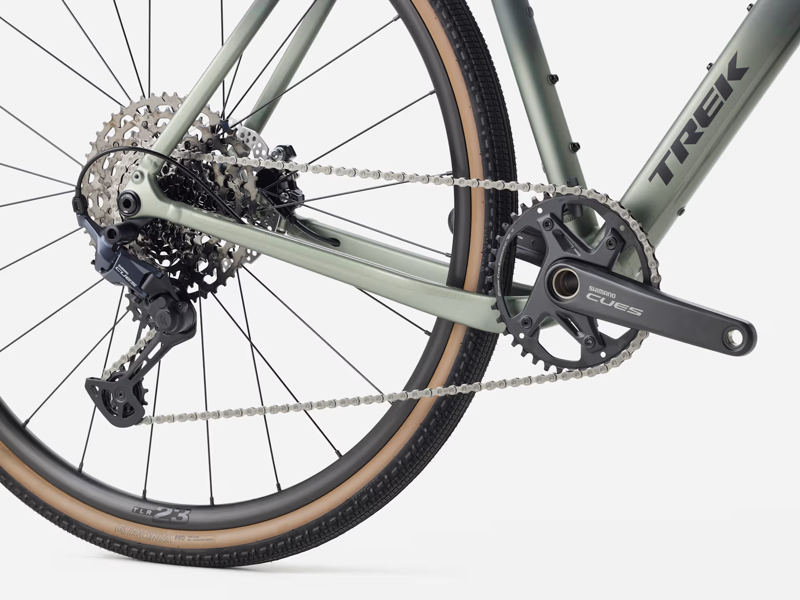 TREK Checkpoint ALR 4 Gravel Bike in Matte Keswick Green to Lichen Fade-4