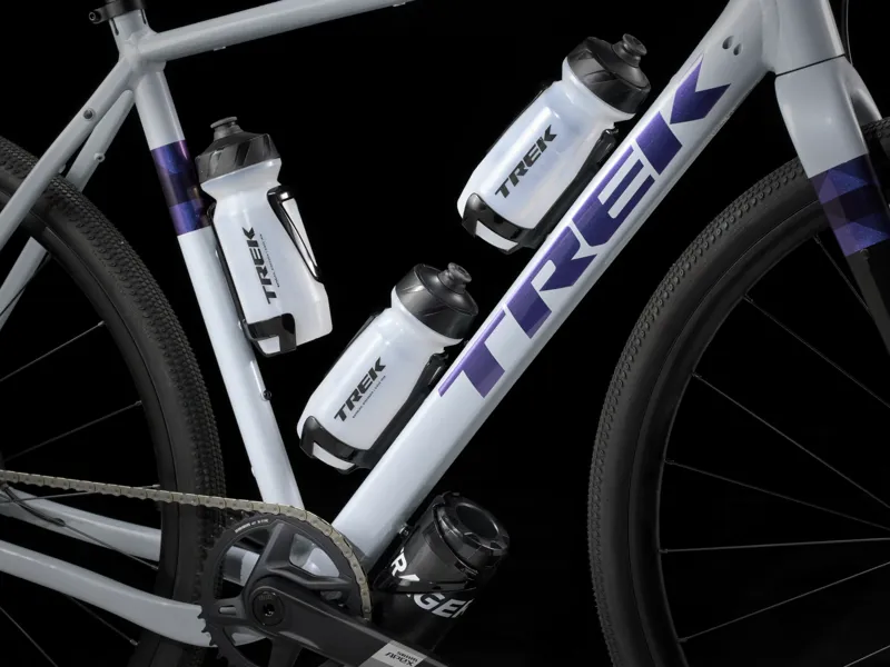 TREK Checkpoint ALR 5 Gravel Bike in Plasma Grey-9