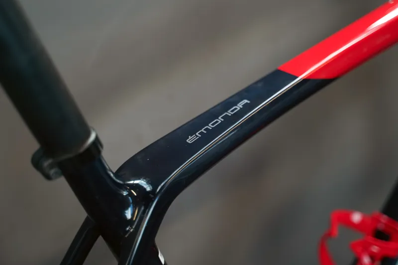 EX-DEMO TREK Emonda SLR 9 Road Bike in Red and Blue - 56cm-4