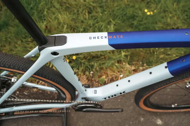 EX-DEMO TREK Checkmate SLR 9 AXS Gravel Bike in Matte Hex Blue and Plasma Grey - Medium/Large-4