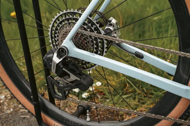EX-DEMO TREK Checkmate SLR 9 AXS Gravel Bike in Matte Hex Blue and Plasma Grey - Medium/Large-6
