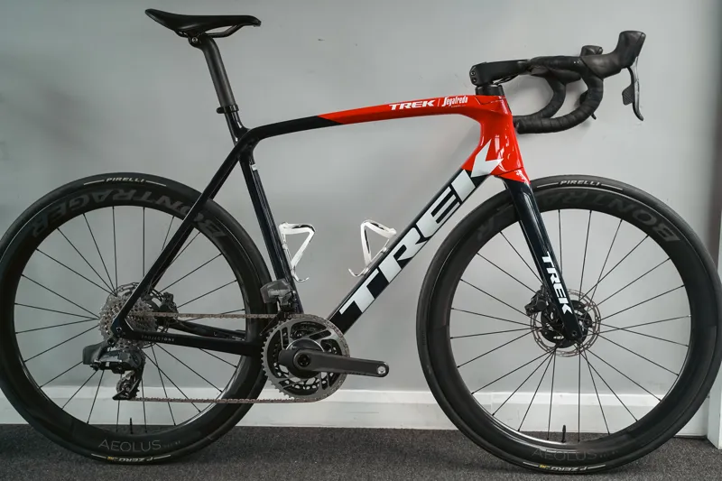 EX DEMO TREK Emonda SLR Road Bike in Silver and Red - 58cm