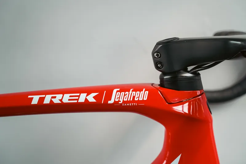 EX DEMO TREK Emonda SLR Road Bike in Silver and Red - 58cm-7