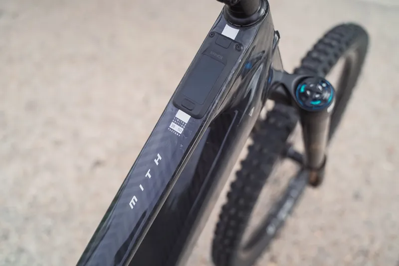 EX-DEMO Unno MITH Factory 800Wh Full Suspension Electric Mountain Bike with NEW Avinox M2S Motor - SIZE S3-8