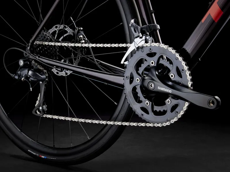 TREK Domane AL 2 Gen 4 Road Bike in Crimson Dark Carmine Fade-8