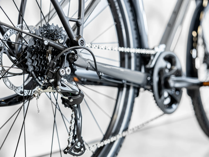 TREK Dual Sport 2 Equipped Hybrid Bike in Galactic Grey-3