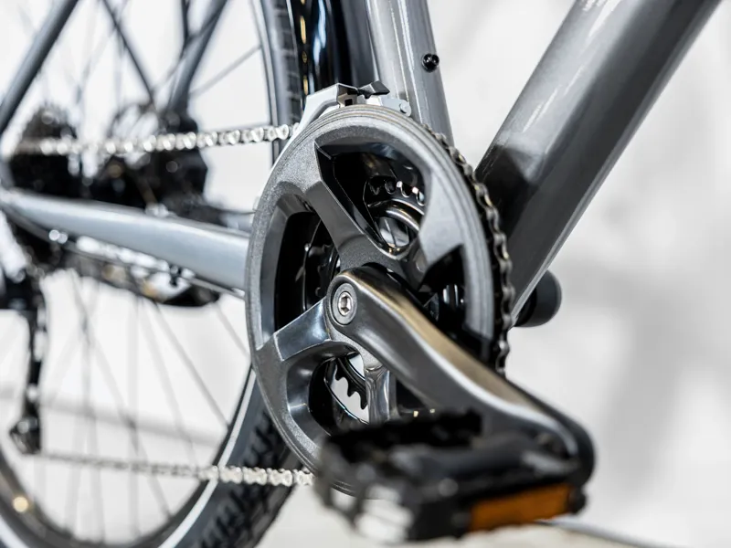 TREK Dual Sport 2 Equipped Hybrid Bike in Galactic Grey-6