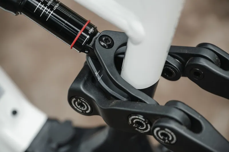 Whyte Bikes E-180 Works Full Suspension Electric Mountain Bike in Gloss Pearlised White with Matt Black-10