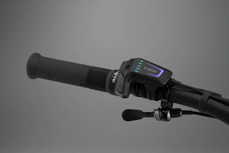 Whyte Bikes E-180 Works Full Suspension Electric Mountain Bike in Gloss Pearlised White with Matt Black-7