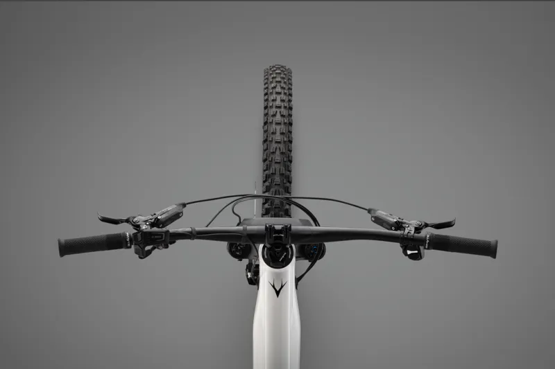 Whyte Bikes E-180 Works Full Suspension Electric Mountain Bike in Gloss Pearlised White with Matt Black-8