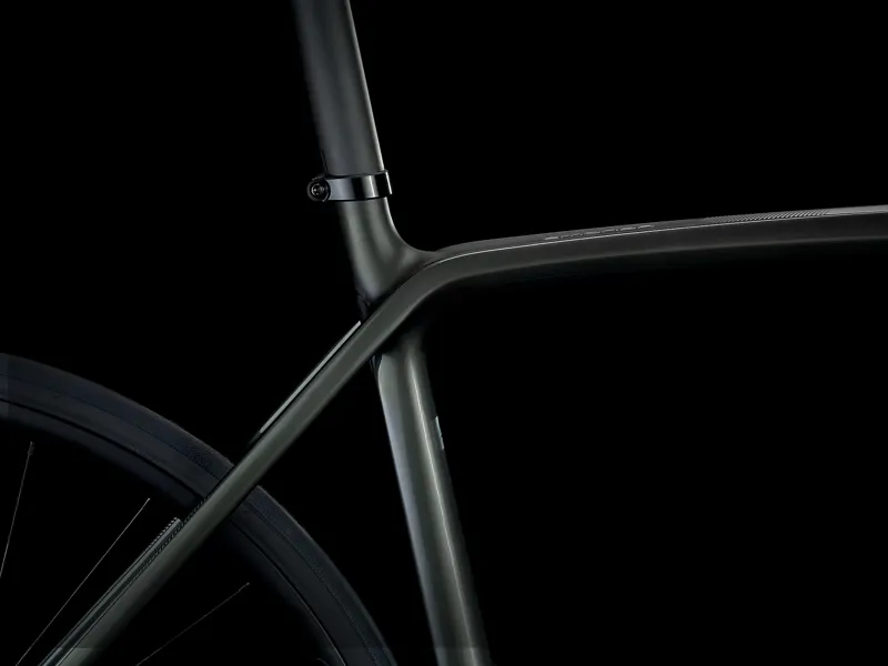 TREK Emonda SL 6 Disc Road Bike in Lithium Grey and Brushed Chrome-4