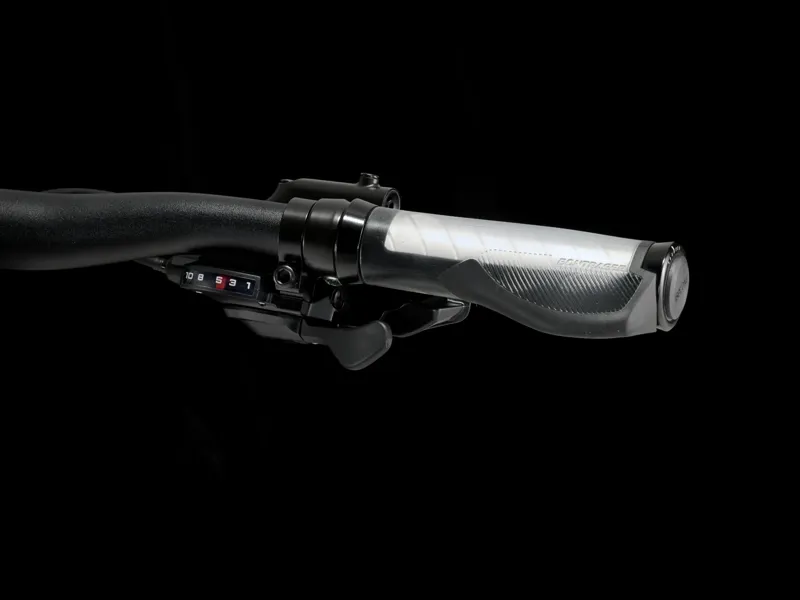 TREK FX 3 Hybrid Bike in Hex Blue-2