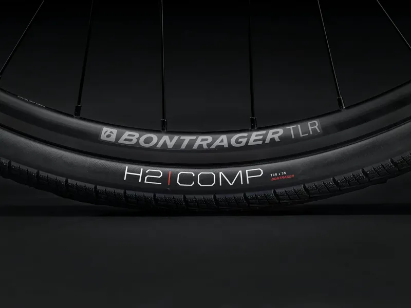 TREK FX 3 Hybrid Bike in Hex Blue-7