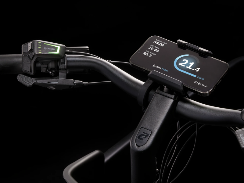 TREK Fetch+ 4 750Wh Electric Cargo Bike in Lava Red-5