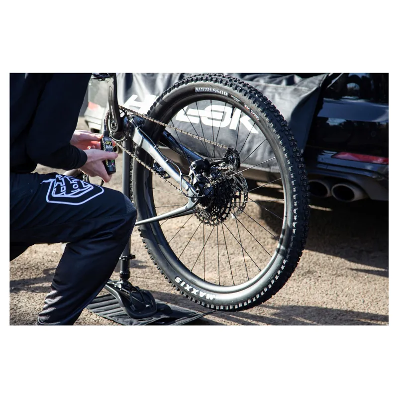 Hiplok Flipstand in Black-5