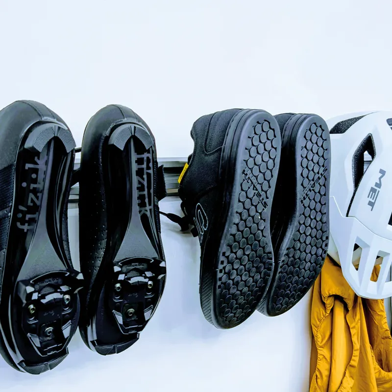 Stashed Lodestar Helmet and Shoe Set-1