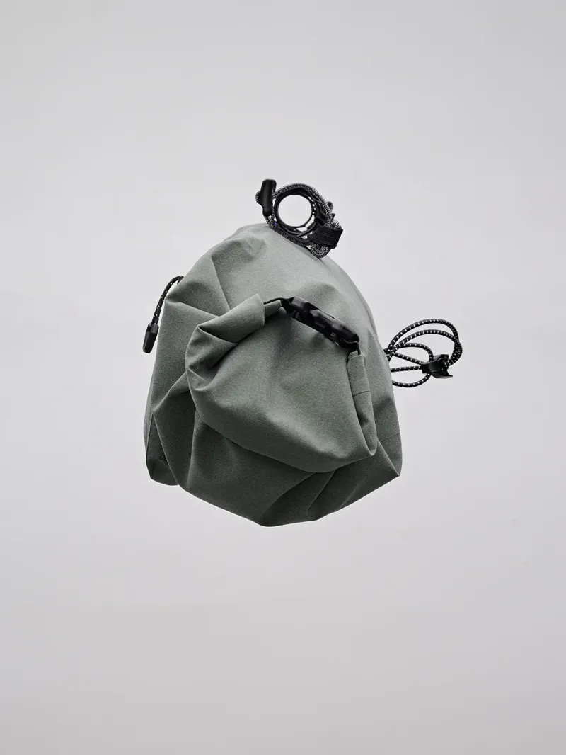 MAAP x Apidura Handlebar Pack in Loam - 9L-1