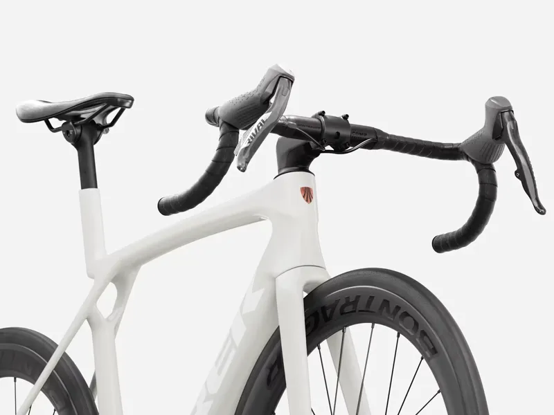 TREK Madone SL 6 AXS Gen 8 Road Bike in Era White-3