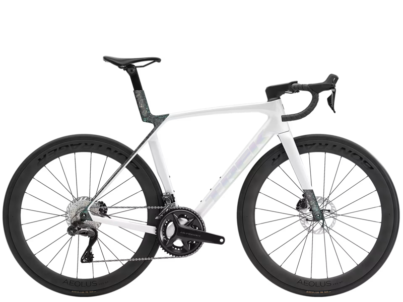 TREK Madone SL 7 Gen 8 Road Bike in Gloss Crystal White and Matte Deep Smoke