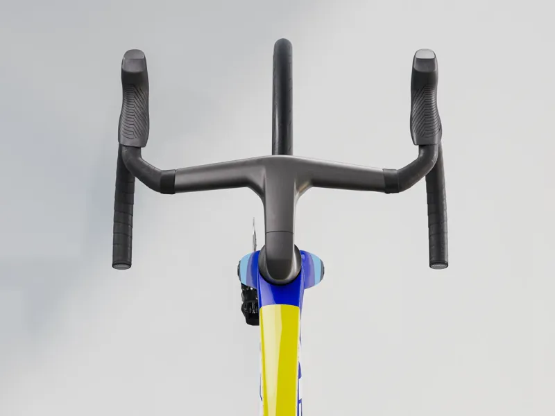 TREK Madone SLR 7 AXS Gen 8 Road Bike in Navy Smoke-1