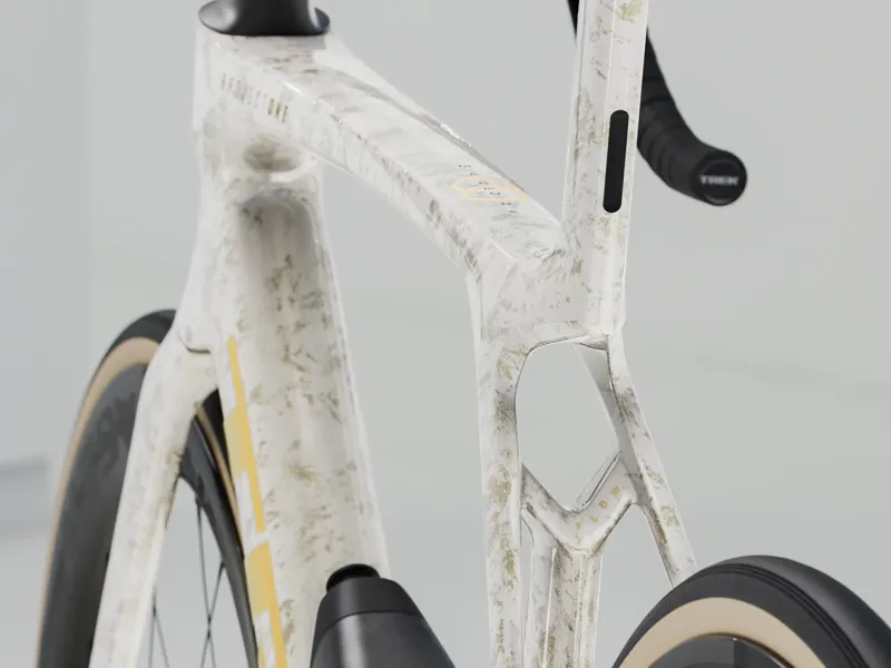 TREK Madone SLR 9 Gen 8 Road Bike in Era White-2