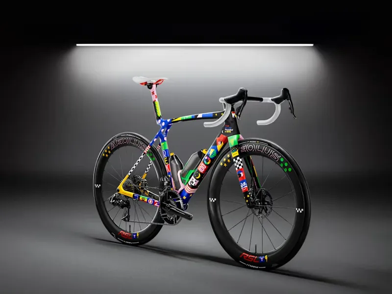 TREK Madone SLR 9 AXS Gen 8 Road Bike in The First 50 ICON-5