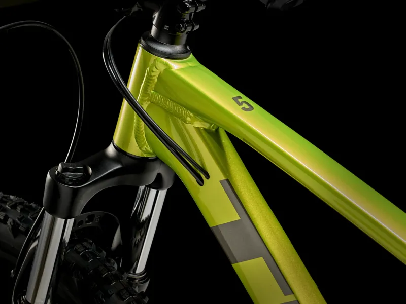 TREK Marlin 5 Gen 3 Hardtail Mountain Bike in Power Surge-3