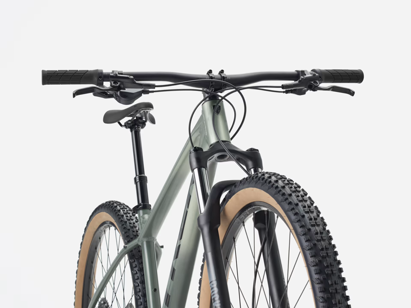 TREK Marlin 6 Gen 3 Hardtail Mountain Bike in Matte Lichen and Keswick Green Fade-2