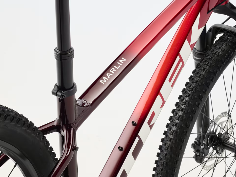 TREK Marlin 7 Gen 3 Hardtail Mountain Bike in Fury Red and Lithium Grey Fade-3