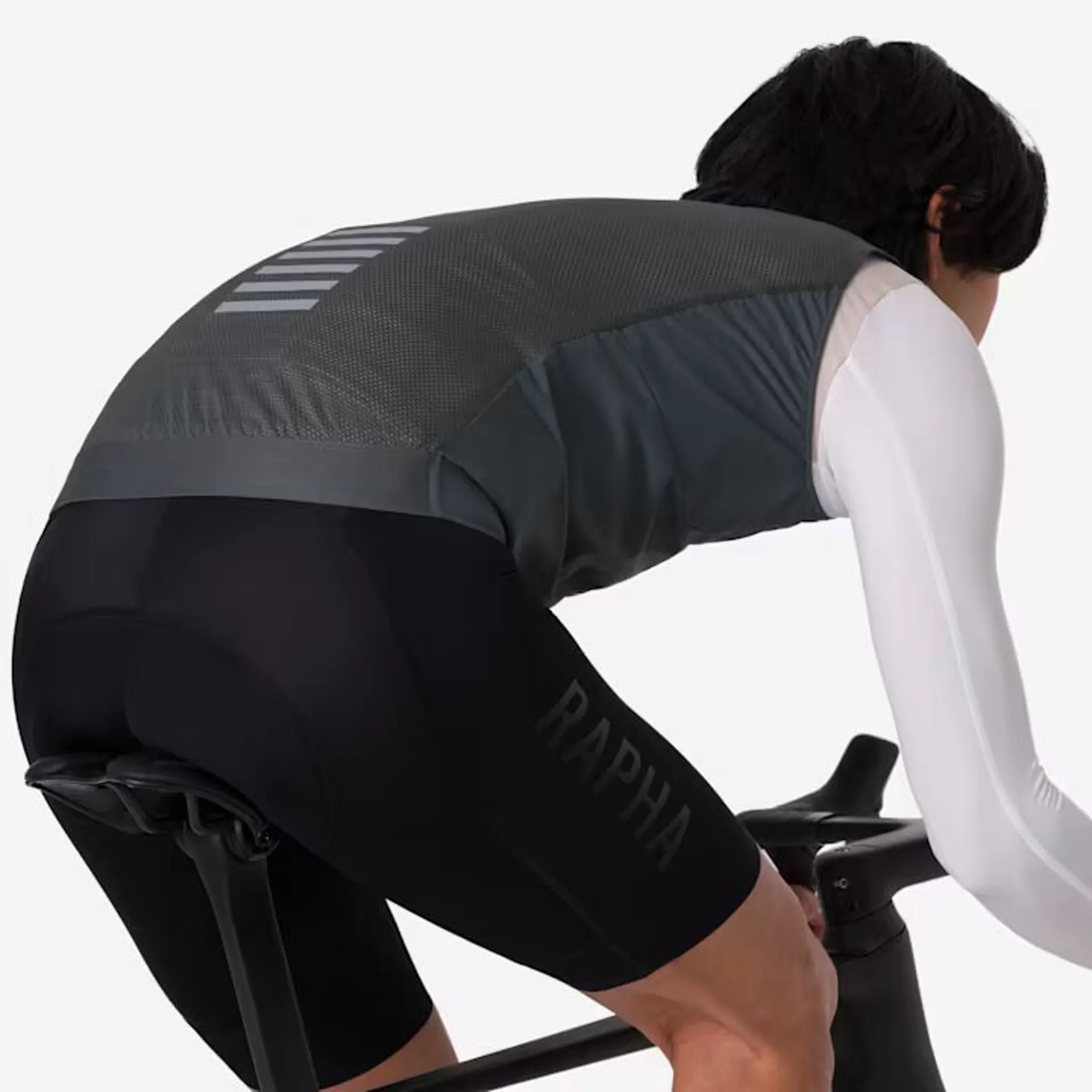 Rapha Mens Pro Team Gilet II in Onyx and Silver Reflective