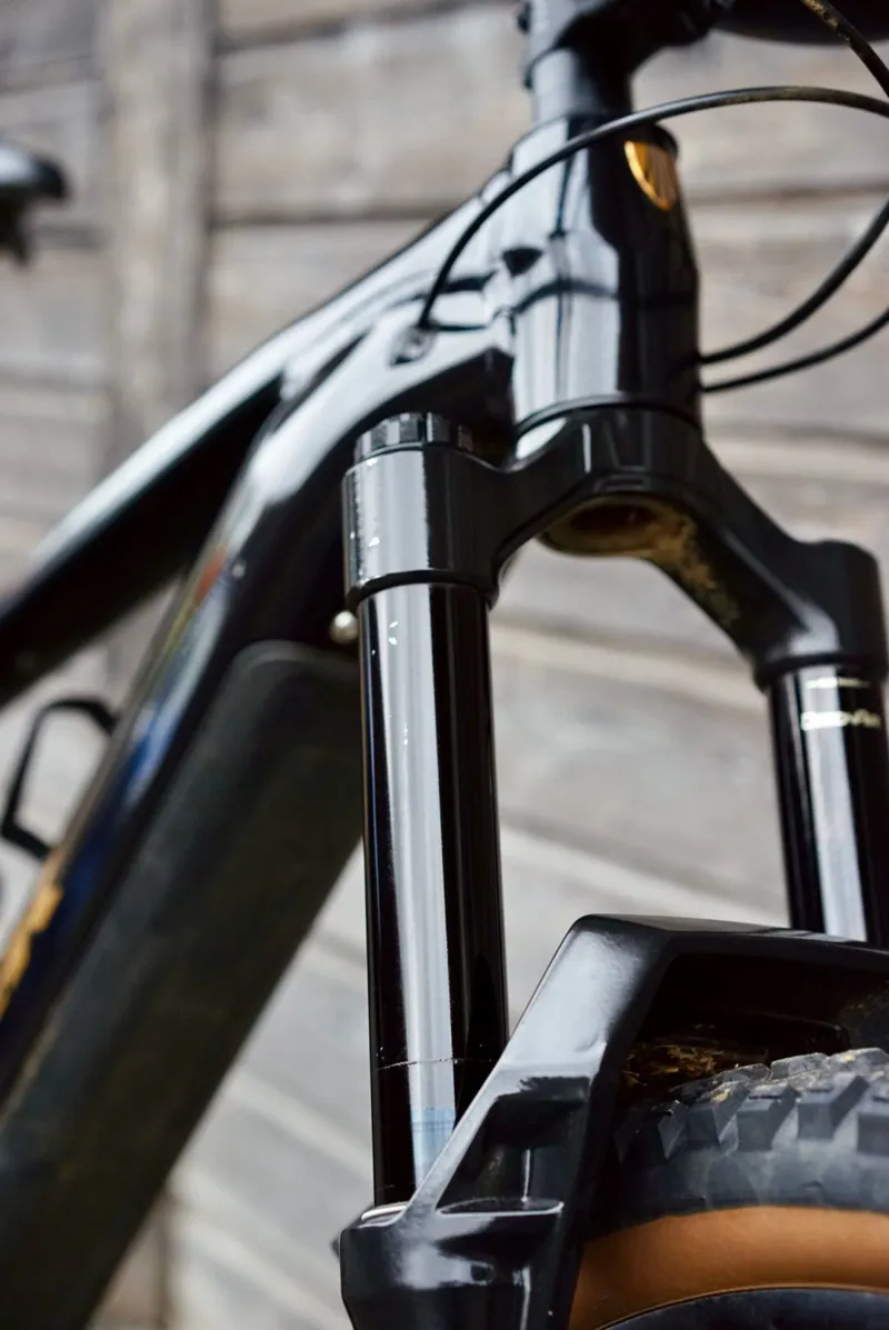 EX HIRE TREK Rail+ 8 Gen 5 800Wh Electric Mountain Bike in Sunburst and Dark Star-3