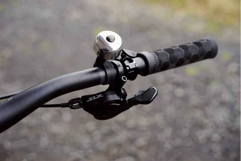 EX HIRE TREK Rail+ 8 Gen 5 800Wh Electric Mountain Bike in Sunburst and Dark Star-6