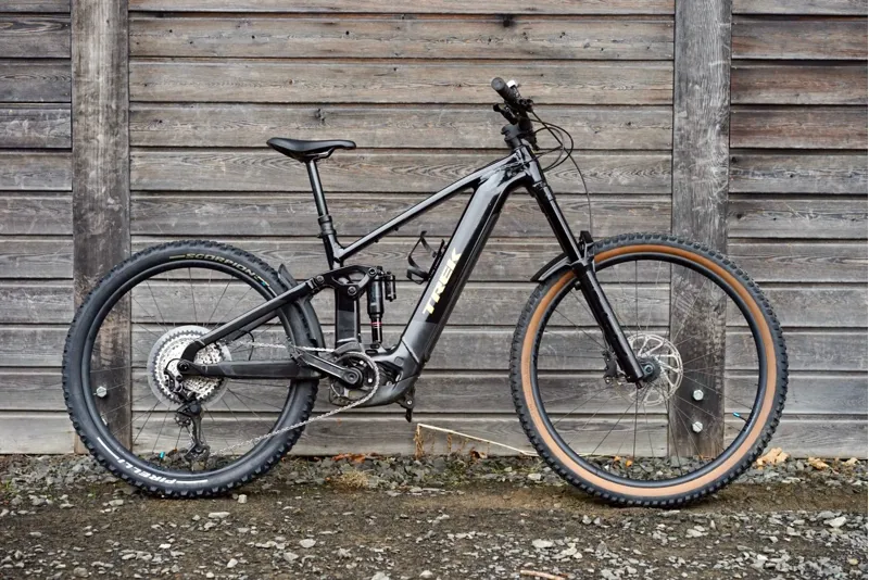 EX HIRE TREK Rail+ 8 Gen 5 800Wh Electric Mountain Bike in Sunburst and Dark Star