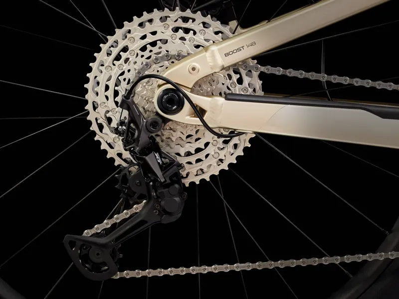 TREK Powerfly FS 7 625Wh Gen 3 Full Suspension Electric Mountain Bike in Matt Gloss Supernova-6