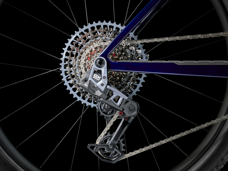 TREK Procaliber 9.7 AXS XC Mountain Bike in Carbon Blue Smoke and Deep Dark Blue-2