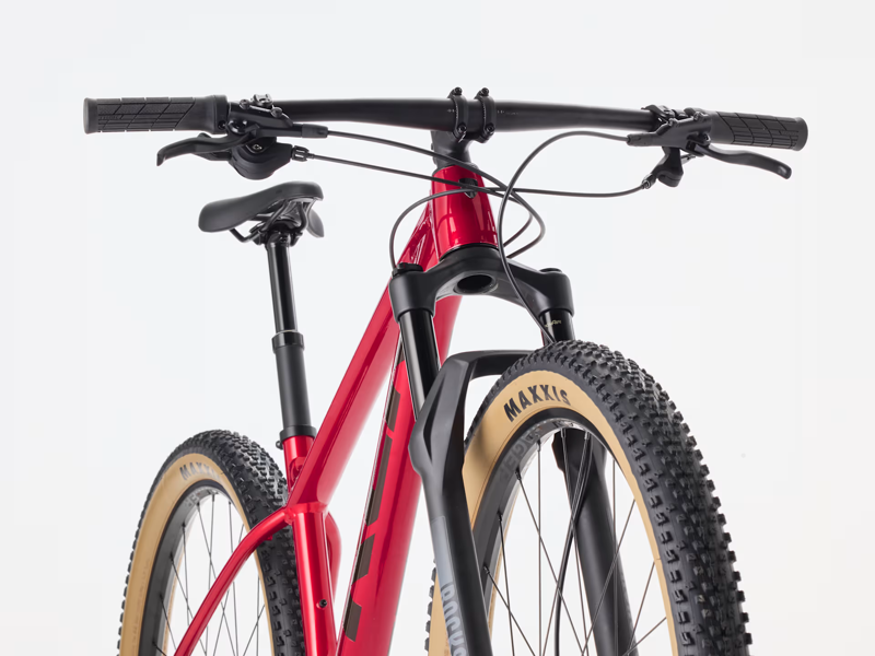 TREK Procaliber 8 Hardtail Mountain Bike in Fury Red-2