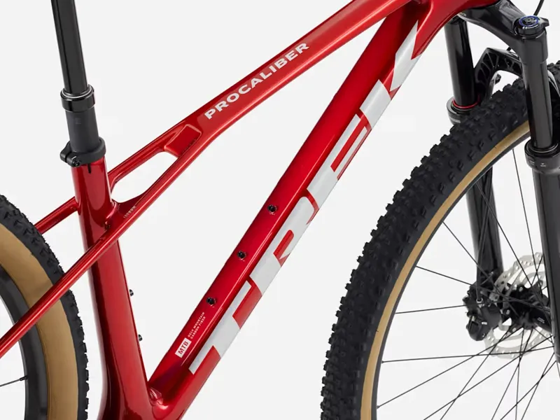 TREK Procaliber 9.5 Gen 3 Mountain Bike in Fury Red-3