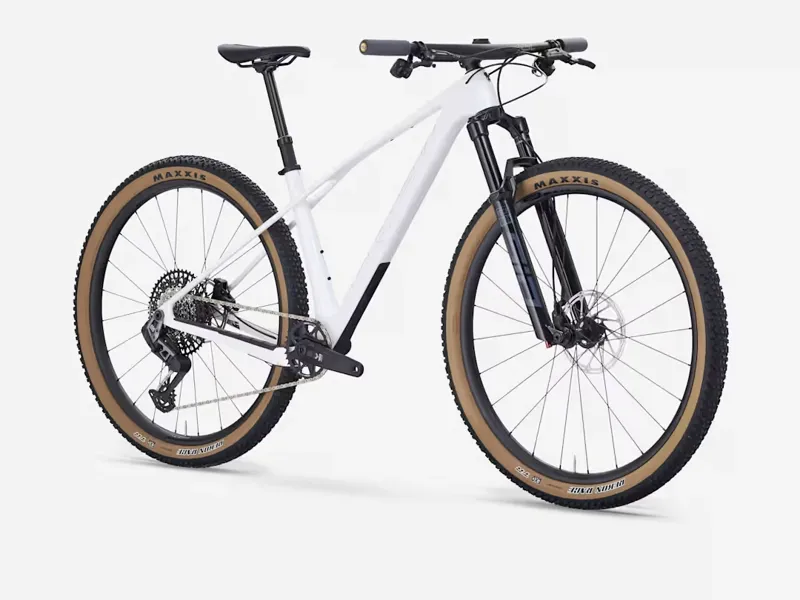 TREK Procaliber 9.7 Gen 3 Mountain Bike in Cyrstal White-5