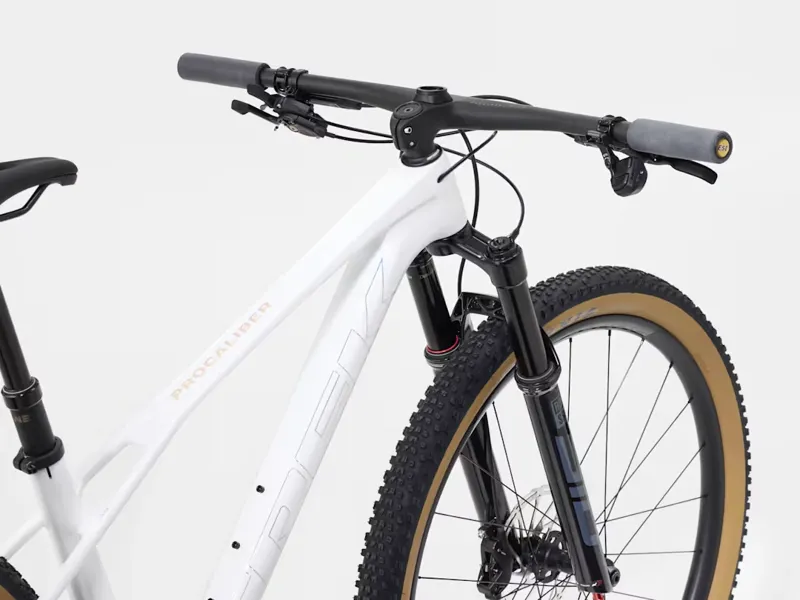 TREK Procaliber 9.7 Gen 3 Mountain Bike in Cyrstal White-1