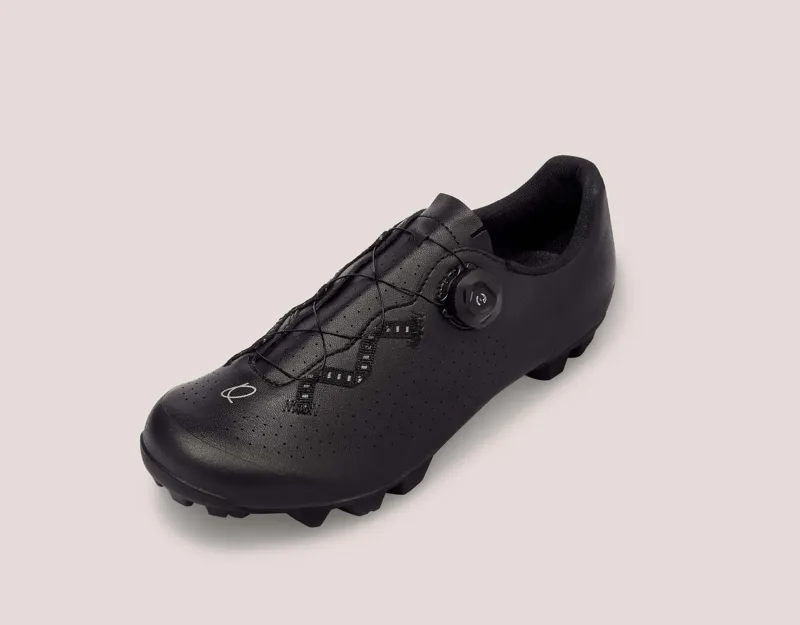 QUOC Escape Off-Road MTB Shoe in Black-4